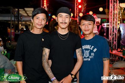 ภาพบรรยากาศงาน Chang Friend Day Fun Day presents Big Ass Live Concert ที่ Let's Bar & Bistro — photo 85