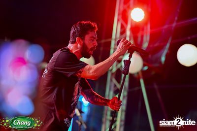 ภาพบรรยากาศงาน Chang Friend Day Fun Day presents Big Ass Live Concert ที่ Let's Bar & Bistro — photo 142