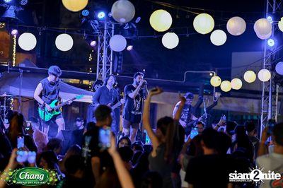 ภาพบรรยากาศงาน Chang Friend Day Fun Day presents Big Ass Live Concert ที่ Let's Bar & Bistro — photo 152