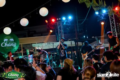 ภาพบรรยากาศงาน Chang Friend Day Fun Day presents Big Ass Live Concert ที่ Let's Bar & Bistro — photo 160