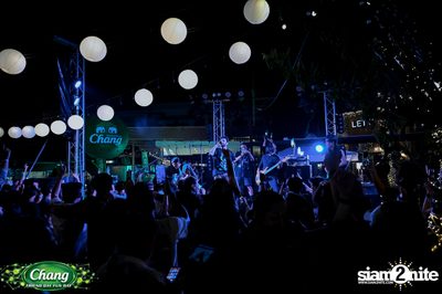 ภาพบรรยากาศงาน Chang Friend Day Fun Day presents Big Ass Live Concert ที่ Let's Bar & Bistro — photo 166