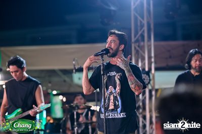 ภาพบรรยากาศงาน Chang Friend Day Fun Day presents Big Ass Live Concert ที่ Let's Bar & Bistro — photo 169