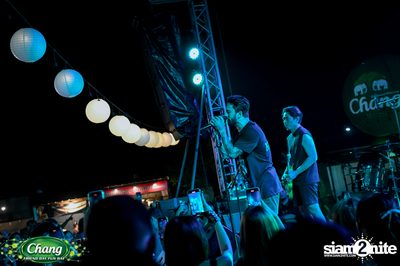 ภาพบรรยากาศงาน Chang Friend Day Fun Day presents Big Ass Live Concert ที่ Let's Bar & Bistro — photo 183