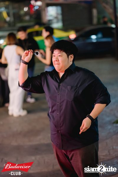 ภาพบรรยากาศงาน Budweiser Club presents The Parkinson ที่ Tonic Ekkamai — photo 54