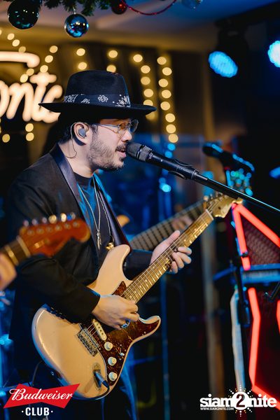 ภาพบรรยากาศงาน Budweiser Club presents The Parkinson ที่ Tonic Ekkamai — photo 94