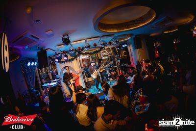 ภาพบรรยากาศงาน Budweiser Club presents The Parkinson ที่ Tonic Ekkamai — photo 111