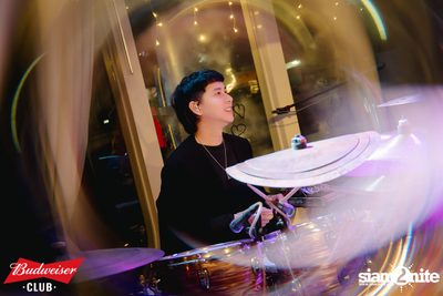 ภาพบรรยากาศงาน Budweiser Club presents The Parkinson ที่ Tonic Ekkamai — photo 139