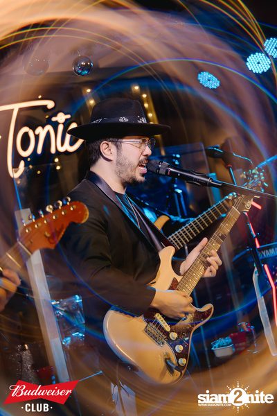 ภาพบรรยากาศงาน Budweiser Club presents The Parkinson ที่ Tonic Ekkamai — photo 142