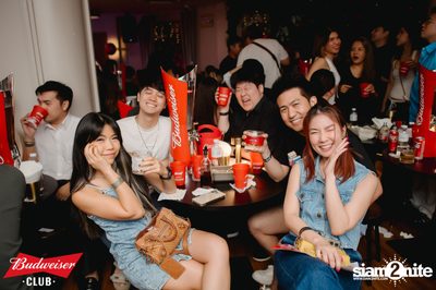 ภาพบรรยากาศงาน Budweiser Club presents The Parkinson ที่ Tonic Ekkamai — photo 148