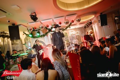 ภาพบรรยากาศงาน Budweiser Club presents The Parkinson ที่ Tonic Ekkamai — photo 161