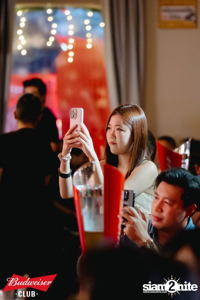 ภาพบรรยากาศงาน Budweiser Club presents The Parkinson ที่ Tonic Ekkamai — photo 163