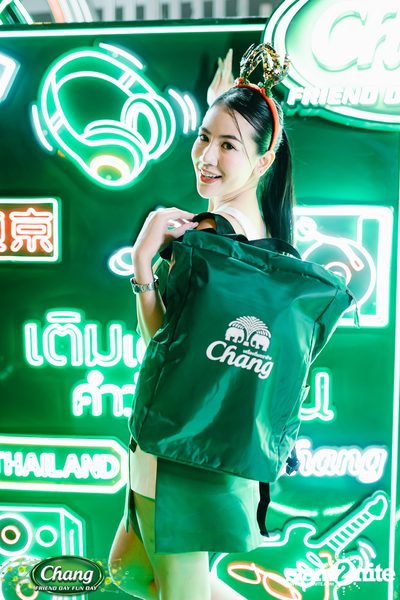 ภาพบรรยากาศงาน Chang Friend Day Fun Day presents Tilly Birds Live Concert ที่ Freedomss — photo 17
