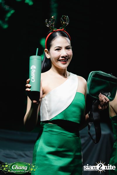 ภาพบรรยากาศงาน Chang Friend Day Fun Day presents Tilly Birds Live Concert ที่ Freedomss — photo 42
