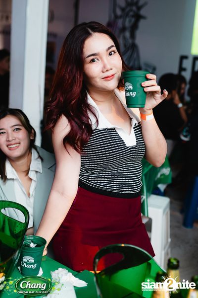 ภาพบรรยากาศงาน Chang Friend Day Fun Day presents Tilly Birds Live Concert ที่ Freedomss — photo 65