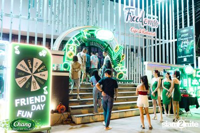 ภาพบรรยากาศงาน Chang Friend Day Fun Day presents Tilly Birds Live Concert ที่ Freedomss — photo 70