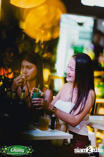 ภาพบรรยากาศงาน Chang Friend Day Fun Day presents Tilly Birds Live Concert ที่ Freedomss — photo 81