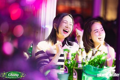 ภาพบรรยากาศงาน Chang Friend Day Fun Day presents Tilly Birds Live Concert ที่ Freedomss — photo 86