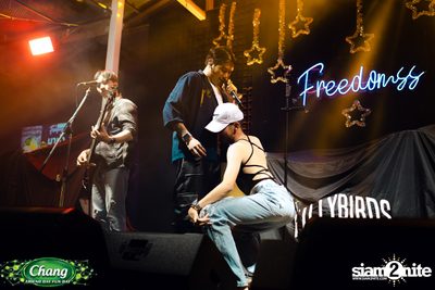 ภาพบรรยากาศงาน Chang Friend Day Fun Day presents Tilly Birds Live Concert ที่ Freedomss — photo 102
