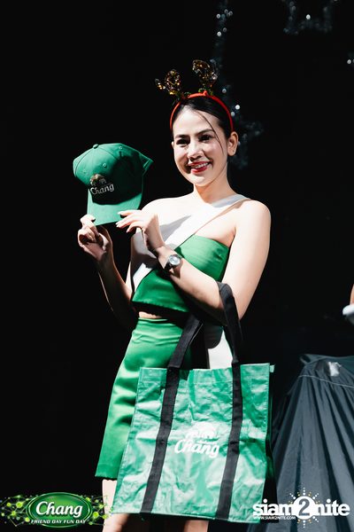 ภาพบรรยากาศงาน Chang Friend Day Fun Day presents Tilly Birds Live Concert ที่ Freedomss — photo 103