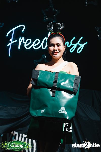 ภาพบรรยากาศงาน Chang Friend Day Fun Day presents Tilly Birds Live Concert ที่ Freedomss — photo 104