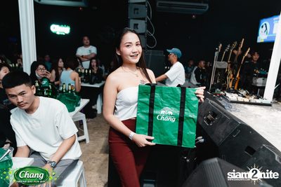 ภาพบรรยากาศงาน Chang Friend Day Fun Day presents Tilly Birds Live Concert ที่ Freedomss — photo 108