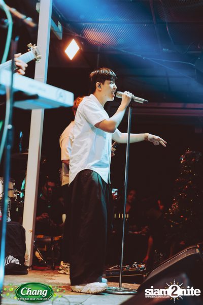 ภาพบรรยากาศงาน Chang Friend Day Fun Day presents Tilly Birds Live Concert ที่ Freedomss — photo 123