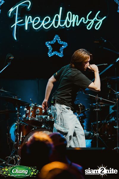 ภาพบรรยากาศงาน Chang Friend Day Fun Day presents Tilly Birds Live Concert ที่ Freedomss — photo 150