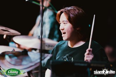 ภาพบรรยากาศงาน Chang Friend Day Fun Day presents Tilly Birds Live Concert ที่ Freedomss — photo 185