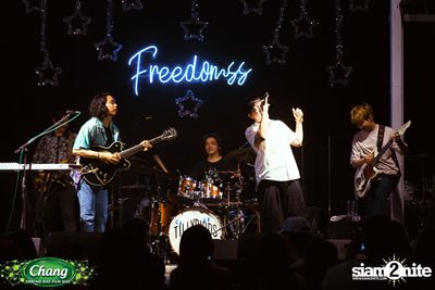 ภาพบรรยากาศงาน Chang Friend Day Fun Day presents Tilly Birds Live Concert ที่ Freedomss — photo 195