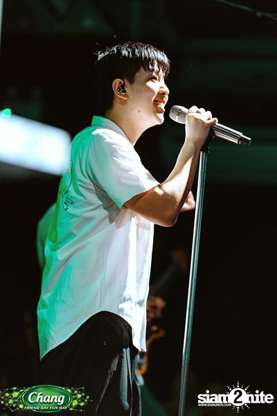 ภาพบรรยากาศงาน Chang Friend Day Fun Day presents Tilly Birds Live Concert ที่ Freedomss — photo 239