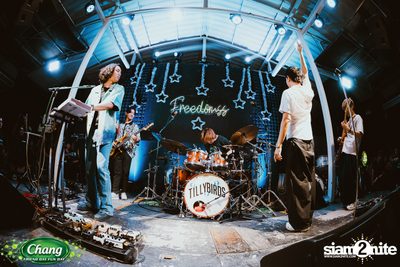 ภาพบรรยากาศงาน Chang Friend Day Fun Day presents Tilly Birds Live Concert ที่ Freedomss — photo 243