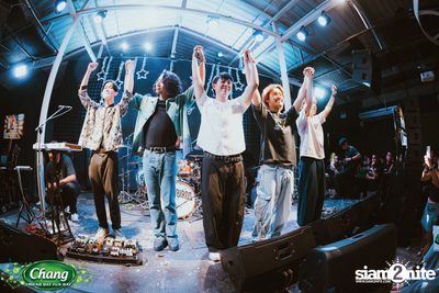 ภาพบรรยากาศงาน Chang Friend Day Fun Day presents Tilly Birds Live Concert ที่ Freedomss — photo 245