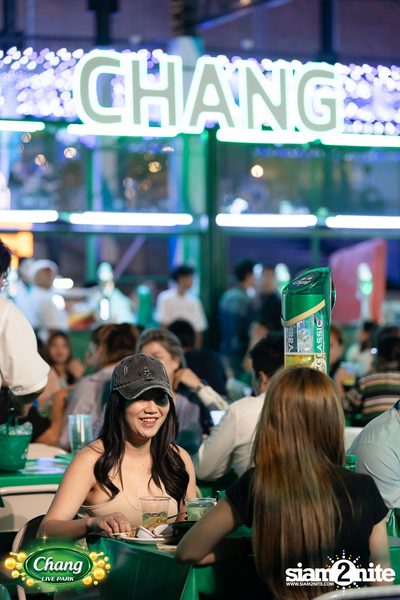 ภาพบรรยากาศงาน Chang Food Fun Friends presents Potato Concert ที่ The Street — photo 30