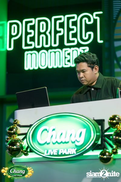 ภาพบรรยากาศงาน Chang Food Fun Friends presents Oat Pramote Concert ที่ The Street — photo 15