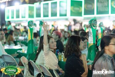 ภาพบรรยากาศงาน Chang Food Fun Friends presents Oat Pramote Concert ที่ The Street — photo 42