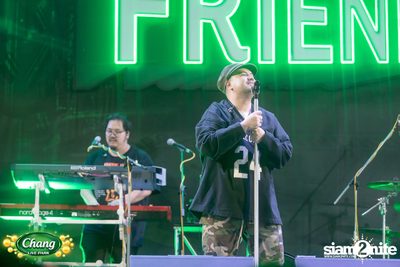 ภาพบรรยากาศงาน Chang Food Fun Friends presents Oat Pramote Concert ที่ The Street — photo 55