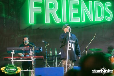 ภาพบรรยากาศงาน Chang Food Fun Friends presents Oat Pramote Concert ที่ The Street — photo 57