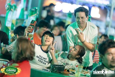 ภาพบรรยากาศงาน Chang Food Fun Friends presents Oat Pramote Concert ที่ The Street — photo 103