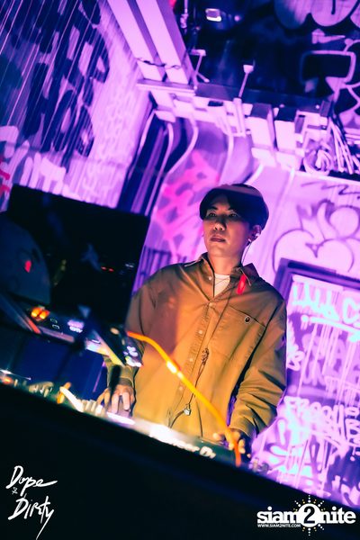 Jam ft. Boy Lomosonic and WAII at Dope & Dirty — photo 1