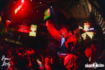 Jam ft. Boy Lomosonic and WAII at Dope & Dirty — photo 76