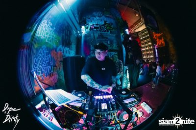 Jam ft. Boy Lomosonic and WAII at Dope & Dirty — photo 131