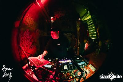 Jam ft. Boy Lomosonic and WAII at Dope & Dirty — photo 133