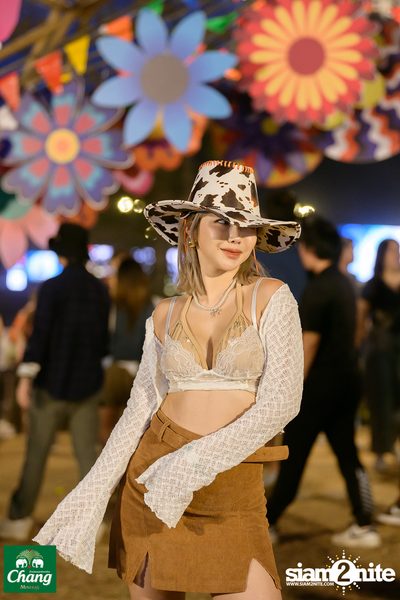 ภาพบรรยากาศงาน Chang Music Connection presents Nanglen Music Festival 8 ที่ Thongsomboon Club Khaoyai — photo 45