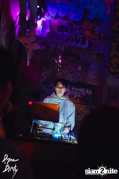 Jam ft. Chin Chinawut and Ploychompoo at Dope & Dirty — photo 6