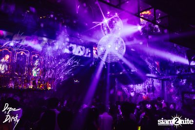 Jam ft. Chin Chinawut and Ploychompoo at Dope & Dirty — photo 10