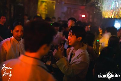 Jam ft. Chin Chinawut and Ploychompoo at Dope & Dirty — photo 33