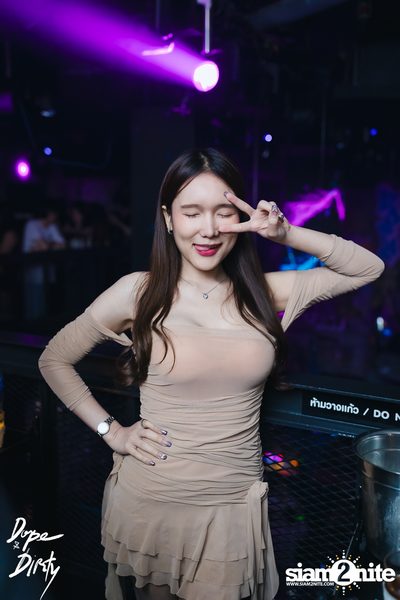 Jam ft. Chin Chinawut and Ploychompoo at Dope & Dirty — photo 117