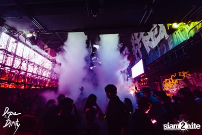 Jam ft. Chin Chinawut and Ploychompoo at Dope & Dirty — photo 118