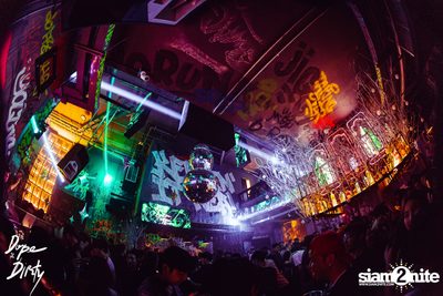 Jam ft. Chin Chinawut and Ploychompoo at Dope & Dirty — photo 126