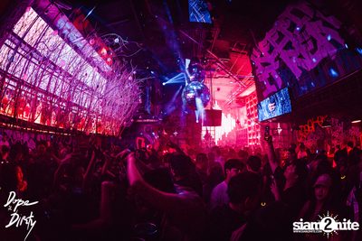 Jam ft. Chin Chinawut and Ploychompoo at Dope & Dirty — photo 134